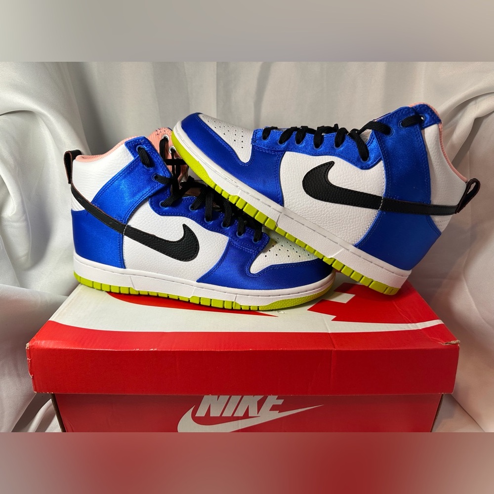 Nike Dunk Hi Satin